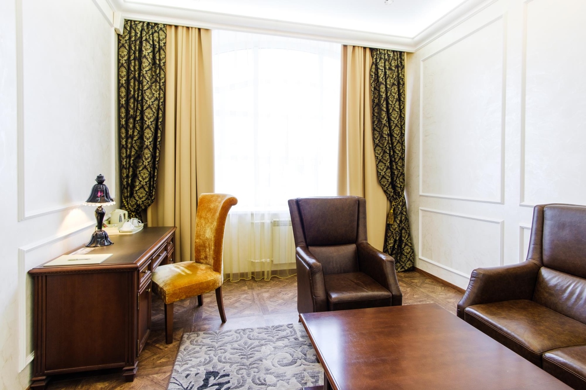 Номера класса люкс в отеле HotelGrand